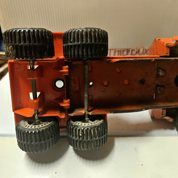 VINTAGE Tonka Truck - Picture 4 of 12